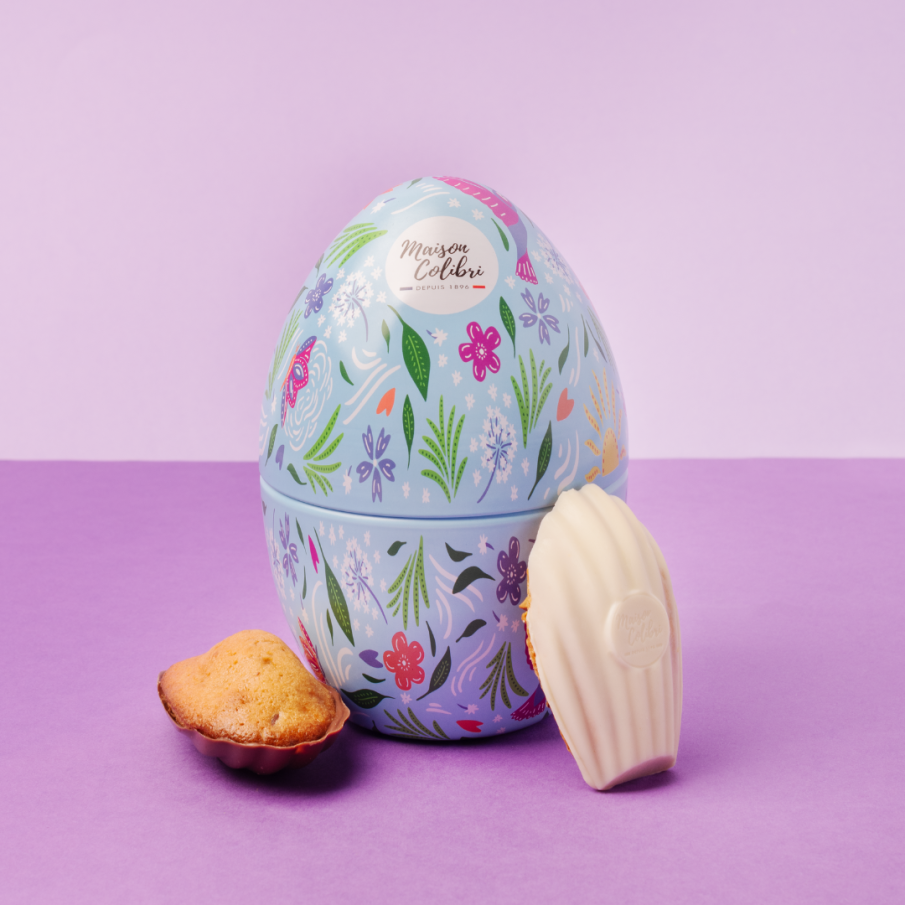 Oeuf de Pâques Ciel - Un oeuf élégant rempli de madeleines